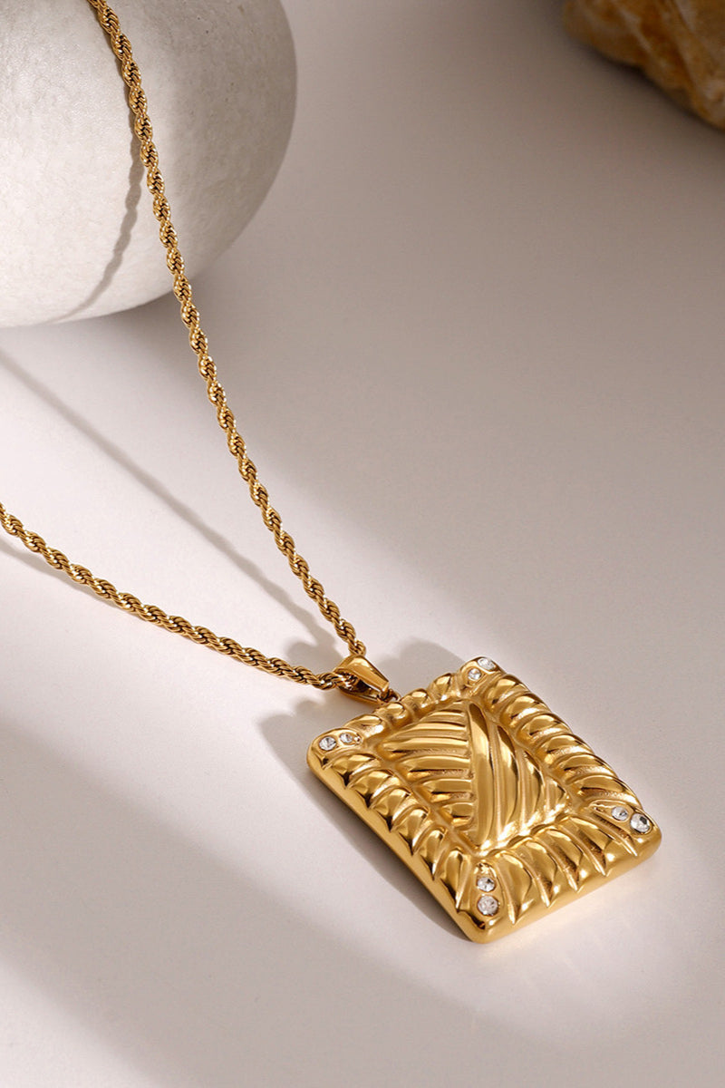 Women's Elegant Gold Pendant Necklace for Special Occasions